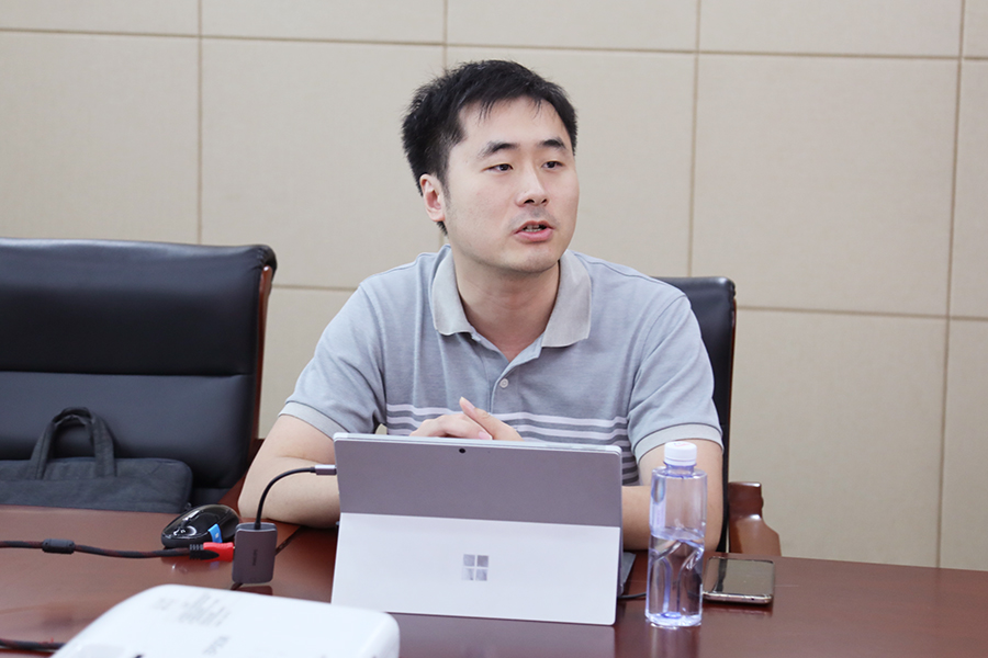 2Y2A0523.JPG